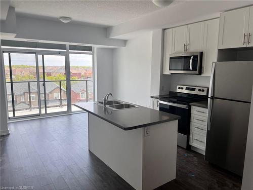 429-450 Dundas Street E, Waterdown, ON - Indoor Photo Showing Kitchen With Stainless Steel Kitchen With Double Sink