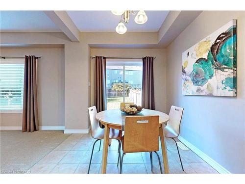 15 Brooking Court, Ancaster, ON - Indoor Photo Showing Dining Room