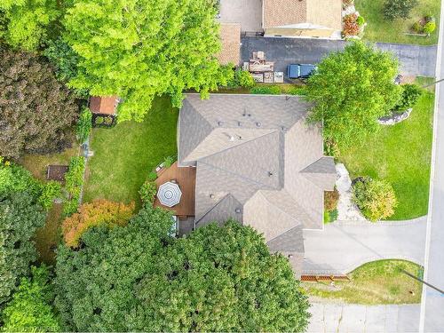 555 Maplehill Drive, Burlington, ON 