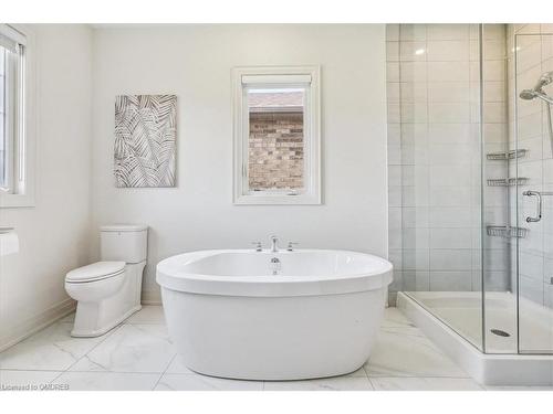 81 Granite Ridge Trail, Hamilton, ON - Indoor Photo Showing Bathroom