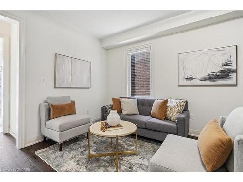 81 Granite Ridge Trail, Hamilton, ON - Indoor Photo Showing Living Room