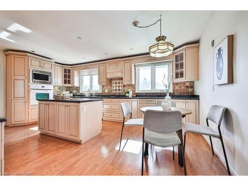 3689 Beechollow Crescent, Mississauga, ON - Indoor