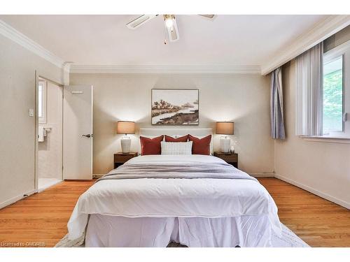 3689 Beechollow Crescent, Mississauga, ON - Indoor Photo Showing Bedroom