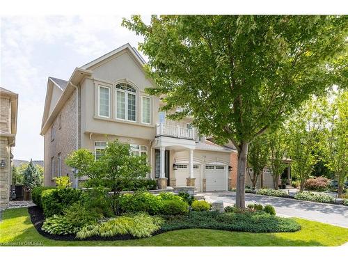 2135 Bingley Crescent, Oakville, ON 