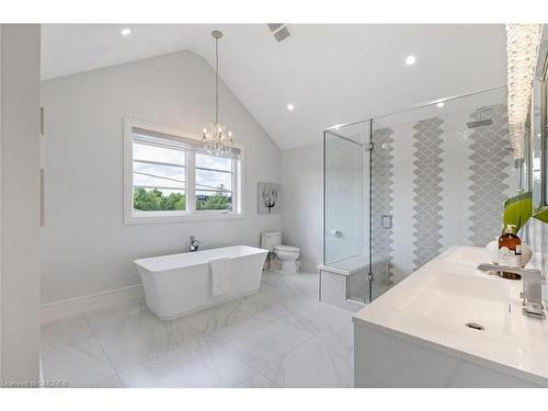 265 Woodale Avenue, Oakville, ON - Indoor Photo Showing Bathroom