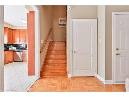 225 Andrews Trail, Milton, ON - Indoor Photo Showing Other Room