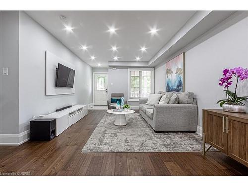 28 Bramcedar Crescent, Brampton, ON - Indoor Photo Showing Living Room