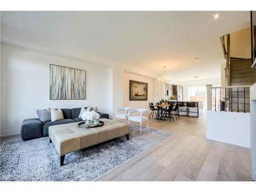 2189 Lillykin Street, Oakville, ON - Indoor Photo Showing Living Room