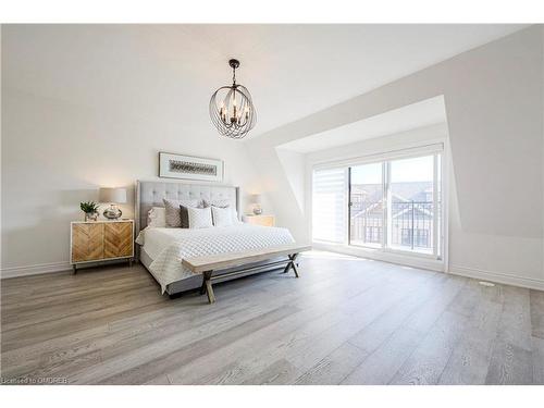 2189 Lillykin Street, Oakville, ON - Indoor Photo Showing Bedroom