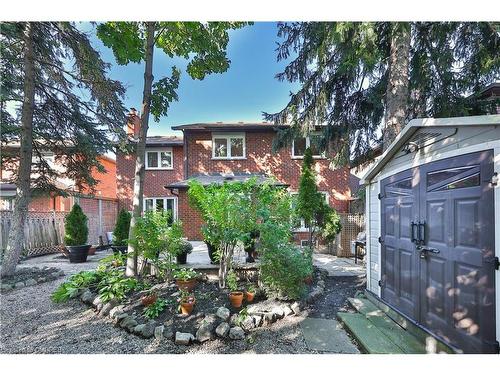 2056 Markle Drive, Oakville, ON - Outdoor