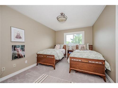 126 Howell Road, Oakville, ON - Indoor Photo Showing Bedroom