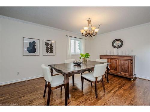 126 Howell Road, Oakville, ON - Indoor Photo Showing Dining Room