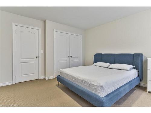 971 Reimer Common, Burlington, ON - Indoor Photo Showing Bedroom