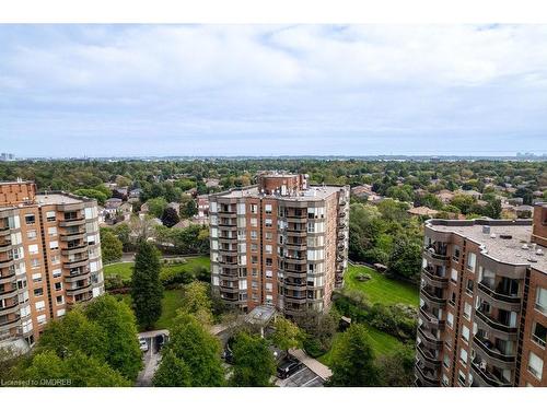 305-1903 Pilgrims Way, Oakville, ON - Outdoor With View