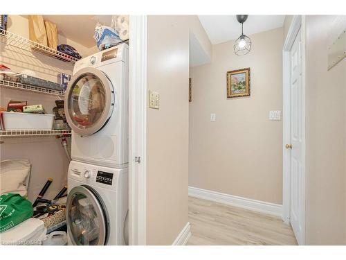 508-40 Richview Road, Toronto, ON - Indoor Photo Showing Laundry Room