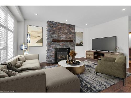 4214 Amaletta Crescent, Burlington, ON - Indoor Photo Showing Living Room With Fireplace