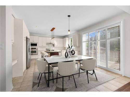 4214 Amaletta Crescent, Burlington, ON - Indoor Photo Showing Dining Room