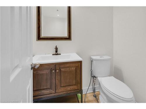 4214 Amaletta Crescent, Burlington, ON - Indoor Photo Showing Bathroom