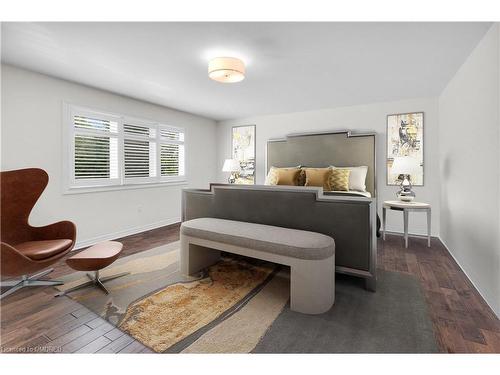 4214 Amaletta Crescent, Burlington, ON - Indoor Photo Showing Bedroom