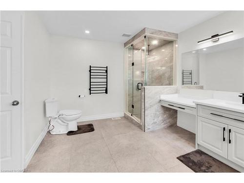 4214 Amaletta Crescent, Burlington, ON - Indoor Photo Showing Bathroom