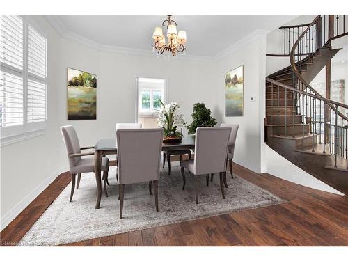 4214 Amaletta Crescent, Burlington, ON - Indoor Photo Showing Dining Room