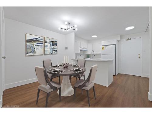 19-41 Valleyview Road, Kitchener, ON - Indoor Photo Showing Dining Room