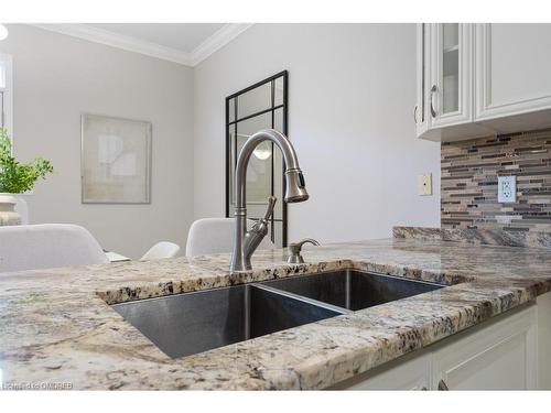 4644 Kearse Street, Burlington, ON - Indoor Photo Showing Kitchen With Double Sink