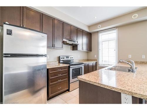 6-2435 Greenwich Drive, Oakville, ON - Indoor Photo Showing Kitchen With Double Sink