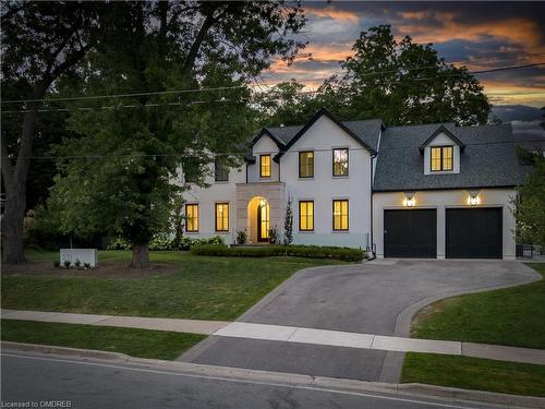 231 Wedgewood Drive, Oakville, ON - Outdoor With Facade