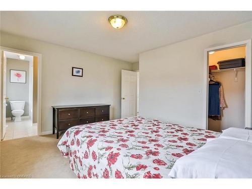 1185 Barclay Circle, Milton, ON - Indoor Photo Showing Bedroom