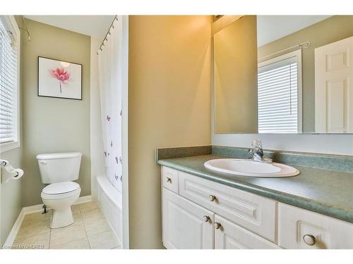 1185 Barclay Circle, Milton, ON - Indoor Photo Showing Bathroom