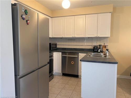 1185 Barclay Circle, Milton, ON - Indoor Photo Showing Kitchen With Double Sink