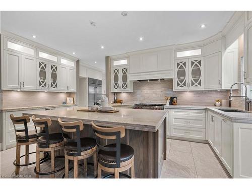 11 Treeview Crescent, Caledon, ON - Indoor Photo Showing Kitchen With Upgraded Kitchen