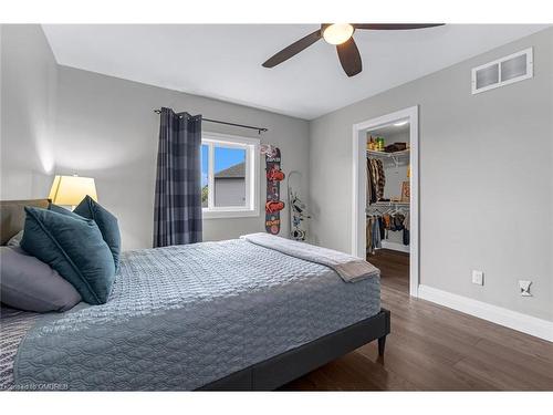 985 Audrey Place, Kitchener, ON - Indoor Photo Showing Bedroom