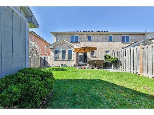 2185 Sutton Drive, Burlington, ON - Outdoor