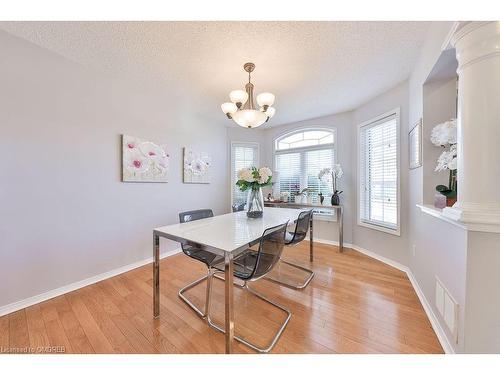 2185 Sutton Drive, Burlington, ON - Indoor