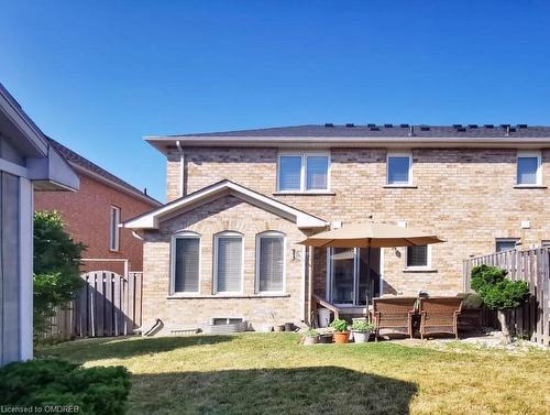 2185 Sutton Drive, Burlington, ON - Outdoor