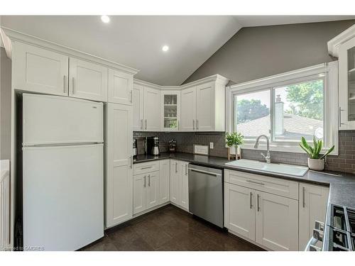 6 Lillian Street E, St. George, ON - Indoor Photo Showing Kitchen