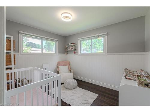 6 Lillian Street E, St. George, ON - Indoor Photo Showing Bedroom