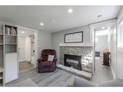 6 Lillian Street E, St. George, ON - Indoor Photo Showing Living Room With Fireplace