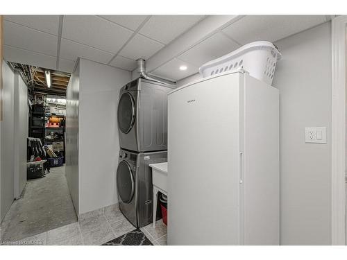 6 Lillian Street E, St. George, ON - Indoor Photo Showing Laundry Room