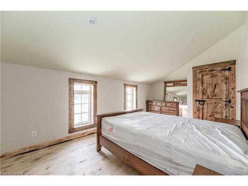 1268 Highway 6, Flamborough, ON - Indoor Photo Showing Bedroom