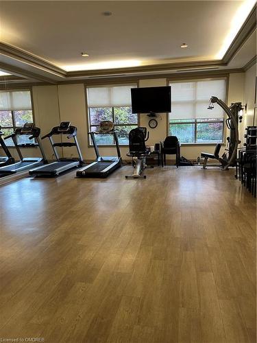 2407-100 Burloak Drive, Burlington, ON - Indoor Photo Showing Gym Room