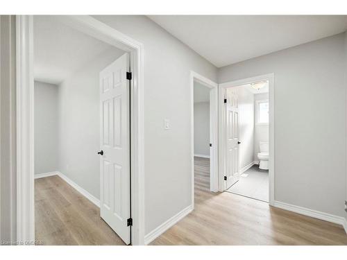 169 Ravenbury Drive, Hamilton, ON - Indoor Photo Showing Other Room