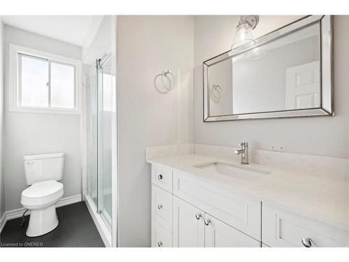 169 Ravenbury Drive, Hamilton, ON - Indoor Photo Showing Bathroom