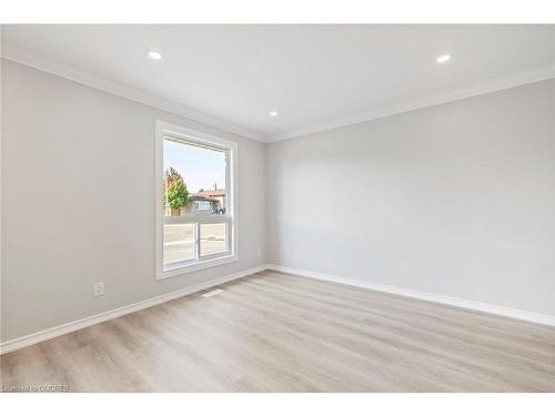 169 Ravenbury Drive, Hamilton, ON - Indoor Photo Showing Other Room