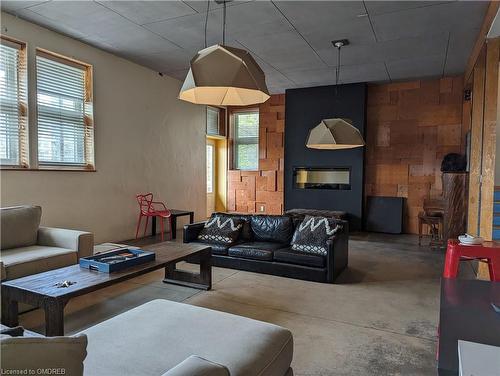 68 Roseview Avenue, Cambridge, ON - Indoor Photo Showing Living Room With Fireplace