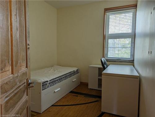 68 Roseview Avenue, Cambridge, ON - Indoor Photo Showing Other Room