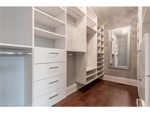 430 Stanfield Drive, Oakville, ON - Indoor With Storage