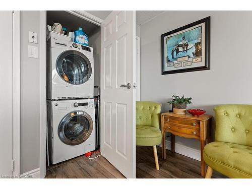 802-9 Bonheur Court, Brantford, ON - Indoor Photo Showing Laundry Room